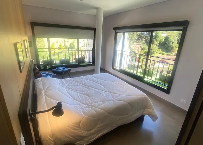 Hostyn - Star 213 - Apartamento Novo , Bem Decorado , Com Linda Vista E Muito Proximo Ao Capivari